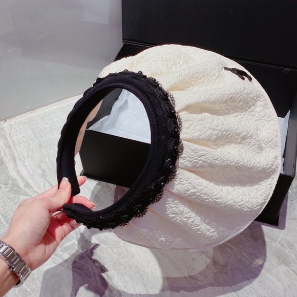 Celine hat main image 4